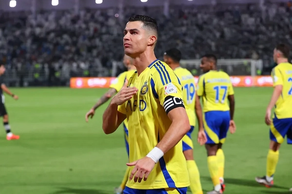 Cristiano Ronaldo tỏa sáng, kiếm điểm cho Al Nassr