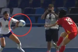 Tình huống phạt đền trận Việt Nam vs Philippines gây tranh cãi?