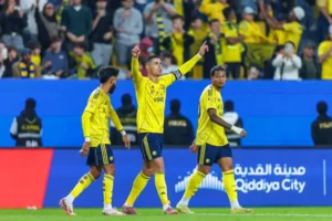 Cristiano Ronaldo cân bằng kỷ lục gì tồn tại 64 năm?