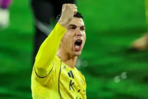 Cristiano Ronaldo giúp Al-Nassr đòi lại ngôi đầu bảng